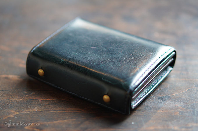 定番モデル エムピウのミッレフォッリエ 圧倒的機能美な財布 Mf2p25 ギミックな革小物